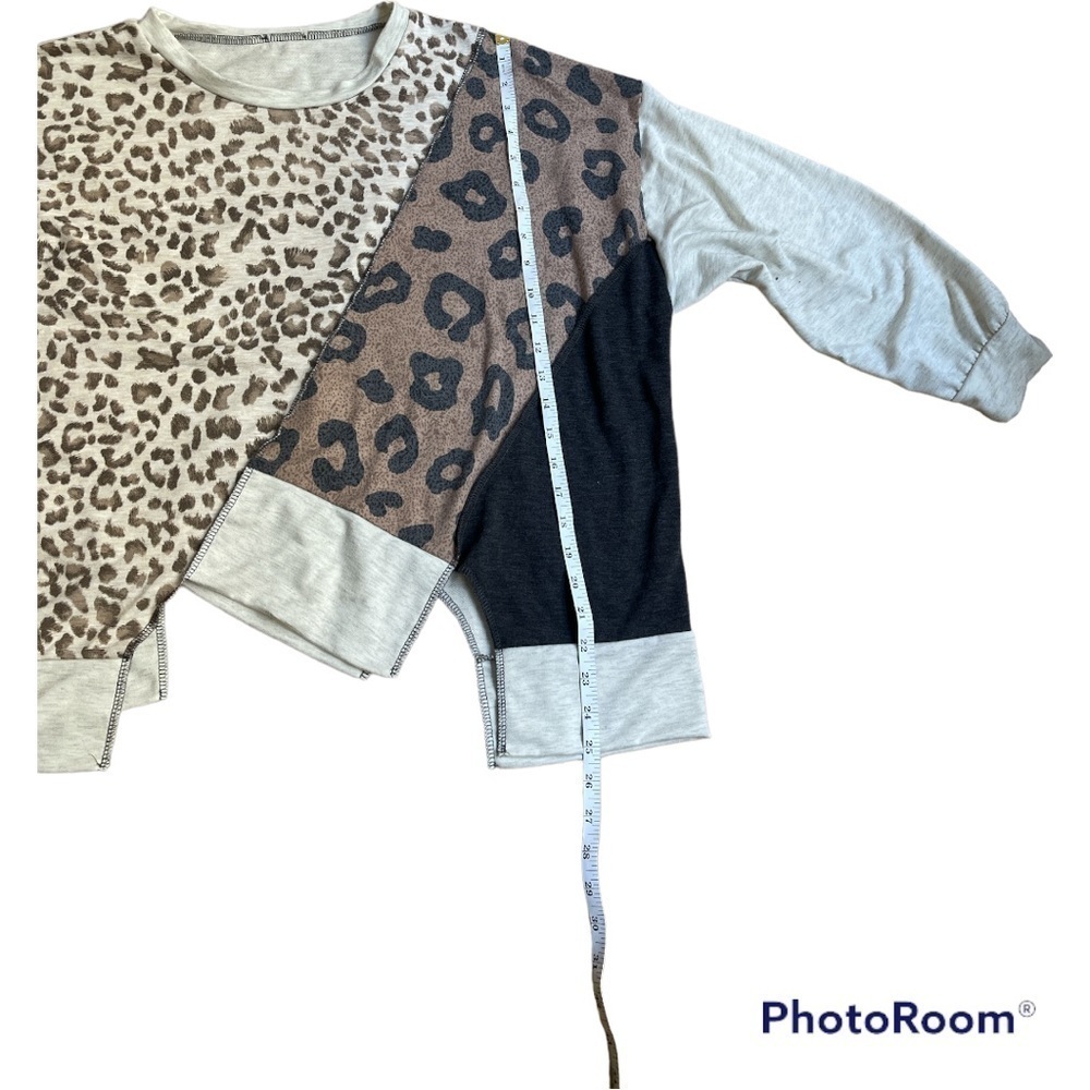 Asymmetrical Hem Leopard Print Colorblock Long Sl… - image 3